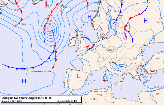 22/08/2013 12 UTC